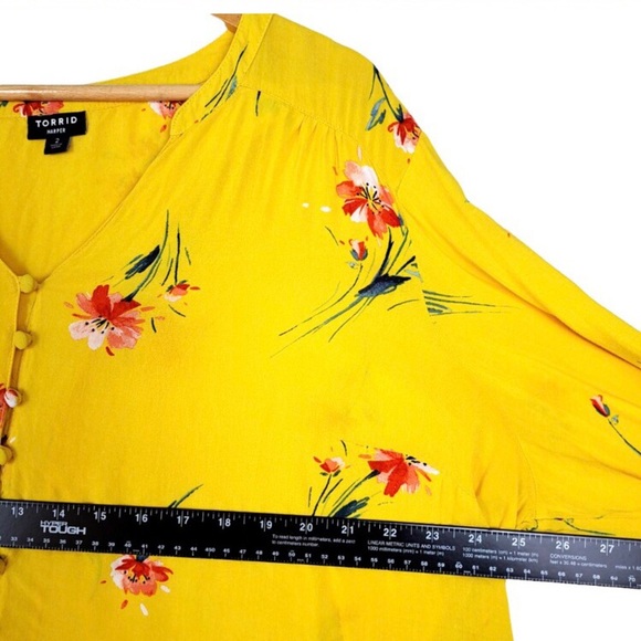 TORRID Harper Bright Yellow Floral Top - Picture 4 of 9